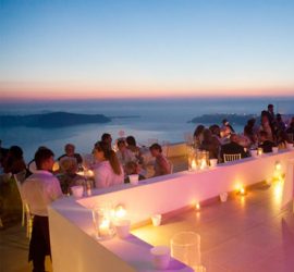 Do i choose an independent destination wedding planner or a resort planner